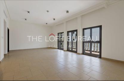 Apartment - 1 Bedroom - 2 Bathrooms for rent in Chateau - Qanat Quartier - The Pearl Island - Doha