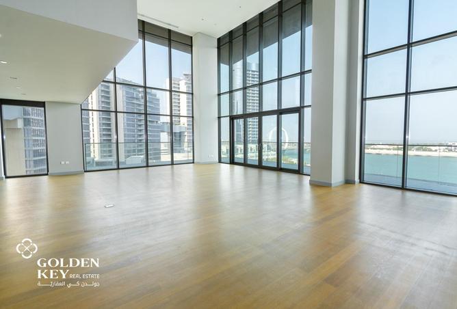 1025738 - Property Image 2