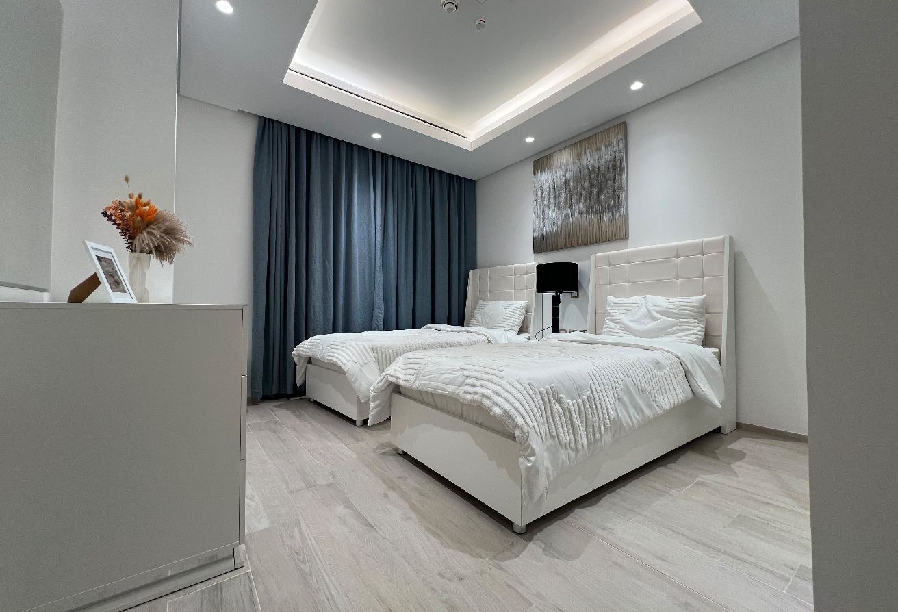 3bhk luxury  Furnished big layout 12500 including thumbnail 4