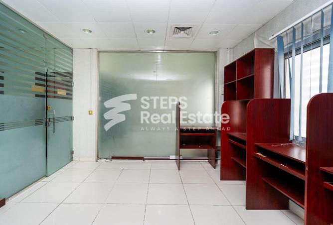 54101531 - Property Image 3