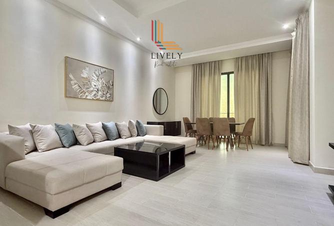 1002972 - Property Image 2