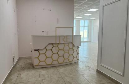 Shop - Studio - 1 Bathroom for rent in Al Maamoura - Al Maamoura - Doha