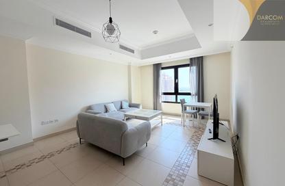 Apartment - 1 Bedroom - 2 Bathrooms for rent in East Porto Drive - Porto Arabia - The Pearl Island - Doha Apartment - 1 Bedroom - 2 Bathrooms for rent in East Porto Drive - Porto Arabia - The Pearl Island - Doha