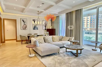 Apartment - 2 Bedrooms - 3 Bathrooms for sale in West Porto Drive - Porto Arabia - The Pearl Island - Doha