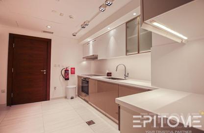 Apartment - 2 Bedrooms - 4 Bathrooms for rent in Crystal Residence - Gewan Island - The Pearl Island - Doha
