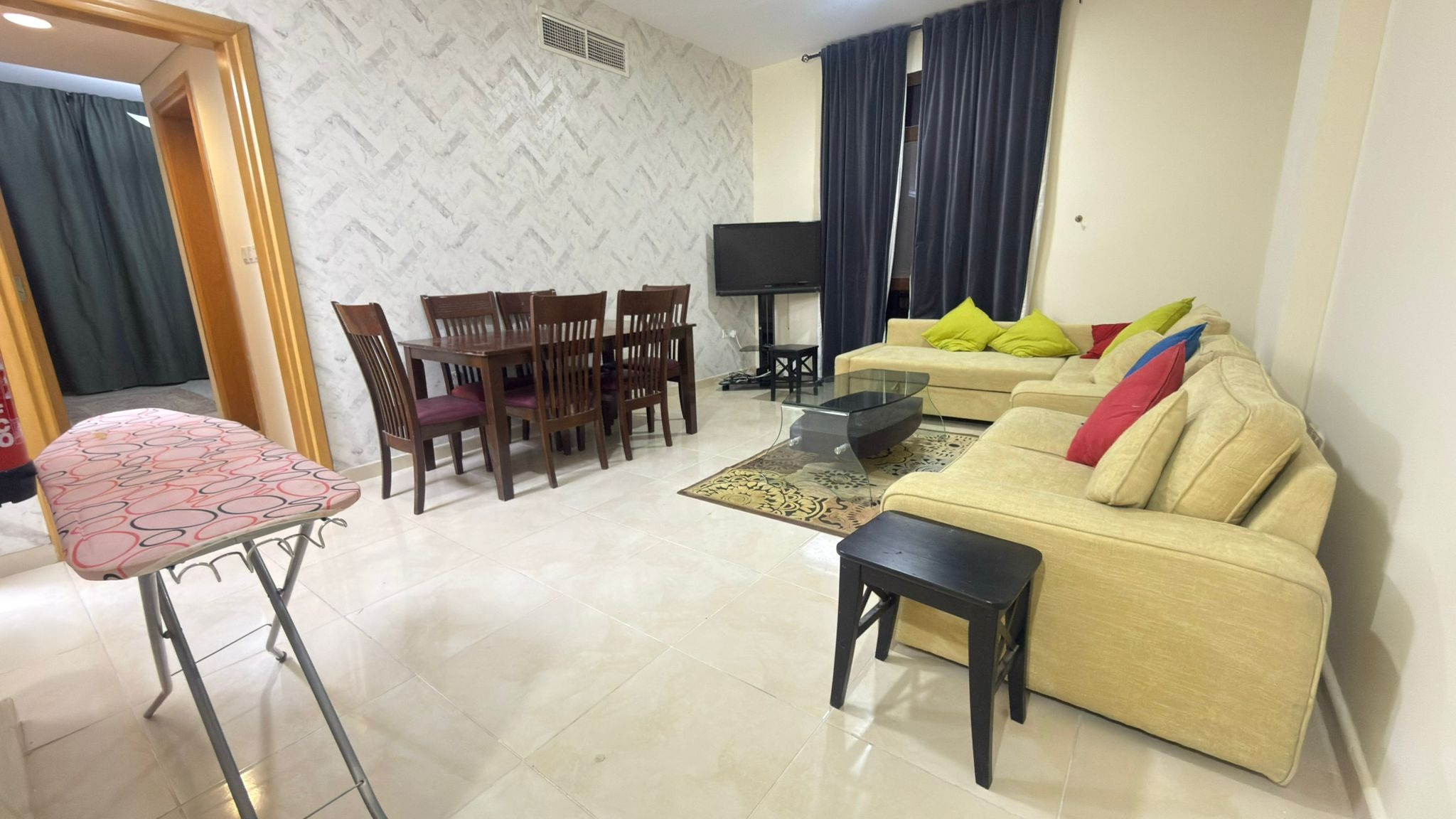 Furnished 1 BR Apartment with big layout 5000 ONLY thumbnail 5