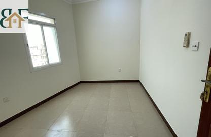 Apartment - 3 Bedrooms - 3 Bathrooms for rent in Muntazah 70 - Al Muntazah - Doha