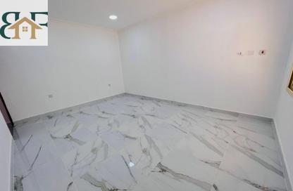 Apartment - 2 - 2 for rent in Umm Ghuwalina - Umm Ghuwailina - Doha