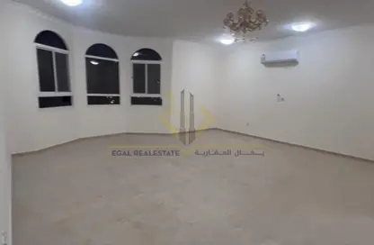 شقة - غرفة نوم - 1 حمام للايجار في الدفنة - الدفينة - الدوحة