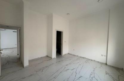 Apartment - 2 Bedrooms - 2 Bathrooms for rent in Fereej Kulaib - Doha