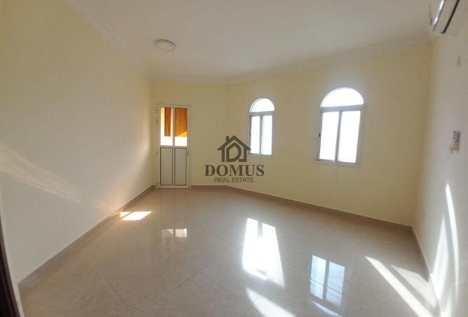 53910957 - Property Main Image