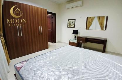 Apartment - 2 Bedrooms - 2 Bathrooms for rent in Umm Ghuwailina 4 - Umm Ghuwailina - Doha