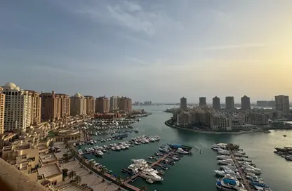 Penthouse - 4 Bedrooms - 5 Bathrooms for sale in Porto Arabia - The Pearl Island - Doha Penthouse - 4 Bedrooms - 5 Bathrooms for sale in Porto Arabia - The Pearl Island - Doha