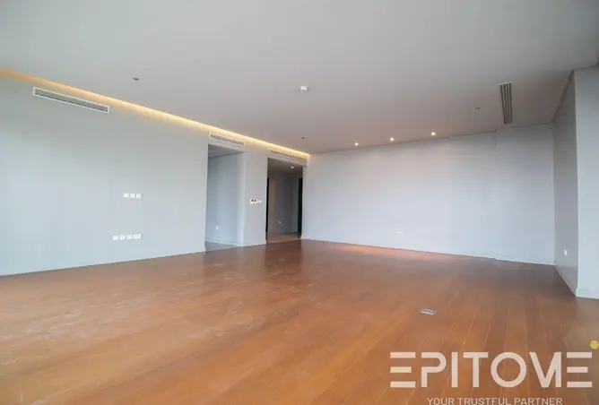 57728218 - Property Image 2
