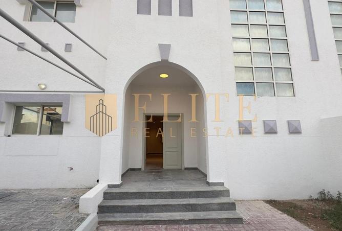 51670435 - Property Image 2