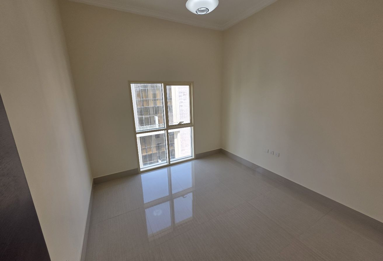 2Bhk Semi furnished prime location Marina lusail.. thumbnail 4
