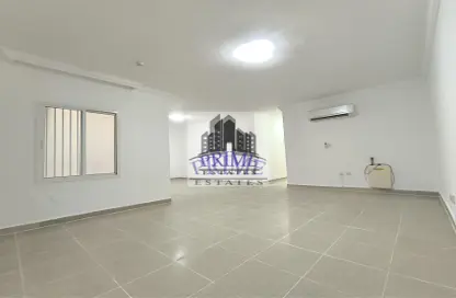 Apartment - 3 Bedrooms - 3 Bathrooms for rent in Al Sadd Road - Al Sadd - Doha