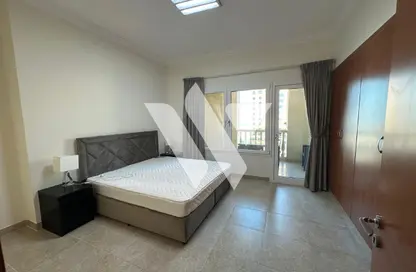 شقة - 2 غرف نوم - 3 حمامات للايجار في طريق بورتو الشرقي - بورتو أرابيا - جزيرة اللؤلؤة - الدوحة