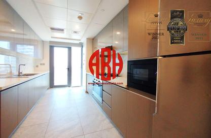 Apartment - 2 Bedrooms - 3 Bathrooms for rent in Lusail Marina Heights - Marina District - Lusail