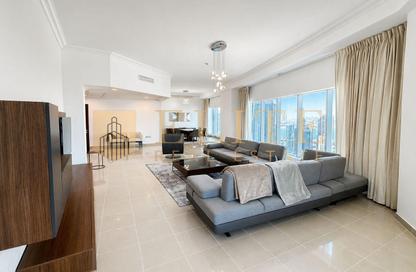 Apartment - 2 Bedrooms - 3 Bathrooms for rent in West Bay Tower - West Bay - West Bay - Doha