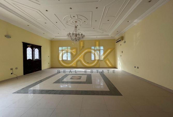 53237839 - Property Image 2