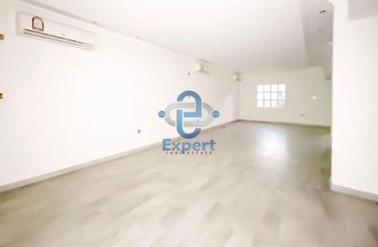 مجمع سكني - 4 غرف نوم - 4 حمامات للايجار في كمبوند لافيرنا - مريخ - المريخ - الدوحة