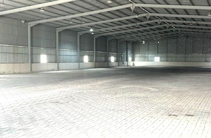 Warehouse - Studio - 7 Bathrooms for rent in Birkat Al Awamer - Al Wakra