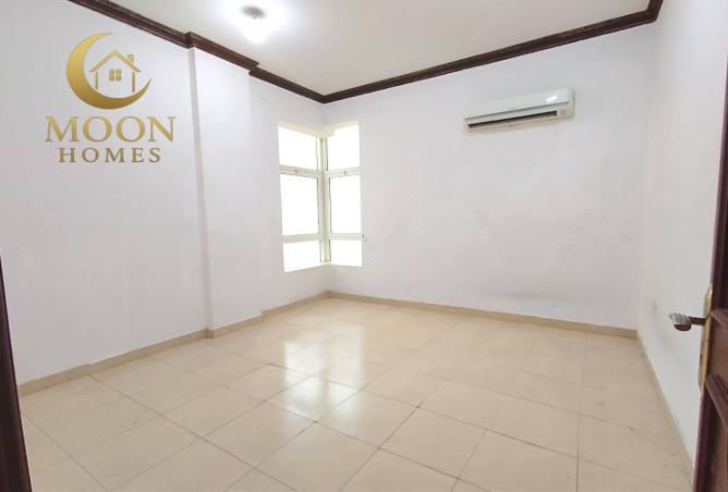 52180342 - Property Image 3