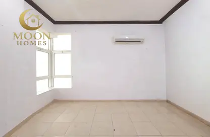 Apartment - 2 Bedrooms - 2 Bathrooms for rent in Muntazah 7 - Al Muntazah - Doha