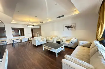 Apartment - 1 Bedroom - 2 Bathrooms for rent in East Porto Drive - Porto Arabia - The Pearl Island - Doha Apartment - 1 Bedroom - 2 Bathrooms for rent in East Porto Drive - Porto Arabia - The Pearl Island - Doha