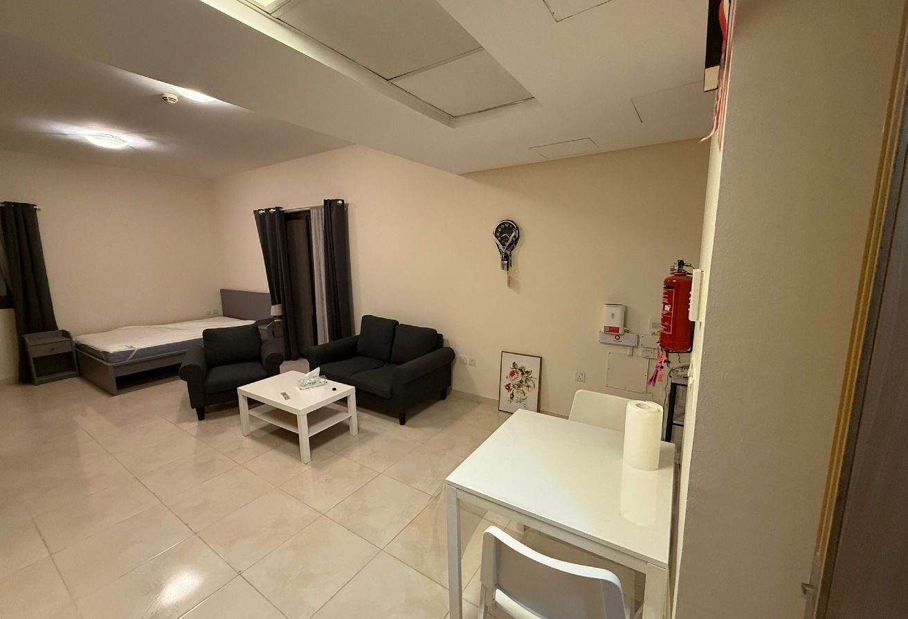 Furnished Studio | Bills Included | Foxhills