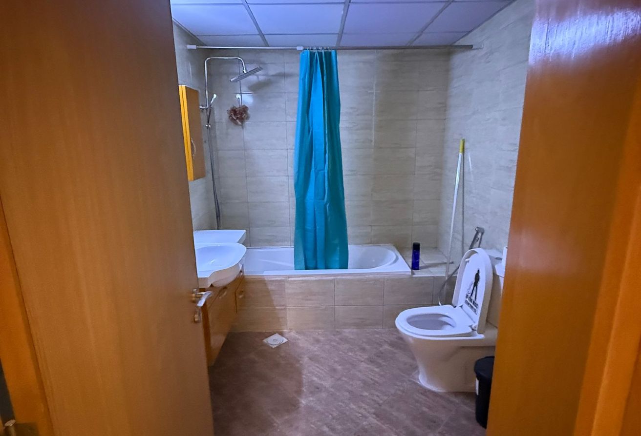 Furnished Studio | Bills Included | Foxhills