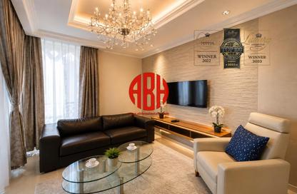 Apartment - 2 Bedrooms - 3 Bathrooms for rent in Viva East - Viva Bahriyah - The Pearl Island - Doha