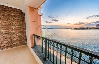 Townhouse - 2 - 2 for sale in Viva East - Viva Bahriyah - The Pearl Island - Doha