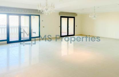 Apartment - 2 Bedrooms - 3 Bathrooms for sale in West Porto Drive - Porto Arabia - The Pearl Island - Doha Apartment - 2 Bedrooms - 3 Bathrooms for sale in West Porto Drive - Porto Arabia - The Pearl Island - Doha