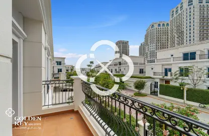 Villa - 6 Bedrooms - 7 Bathrooms for rent in Floresta Gardens - Floresta Gardens - The Pearl Island - Doha