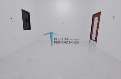 Apartment - Studio - 1 for rent in Bin Omran - Fereej Bin Omran - Doha Apartment - Studio - 1 for rent in Bin Omran - Fereej Bin Omran - Doha