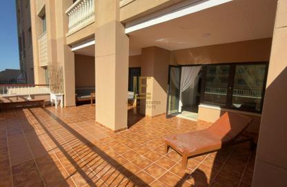 Apartment - 1 Bedroom - 2 Bathrooms for rent in East Porto Drive - Porto Arabia - The Pearl Island - Doha