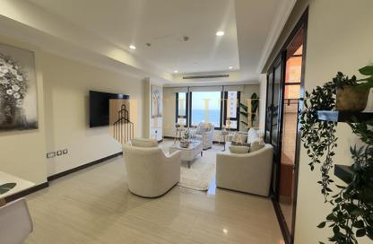 Apartment - 1 Bedroom - 2 Bathrooms for rent in Porto Arabia Townhouses - Porto Arabia - The Pearl Island - Doha