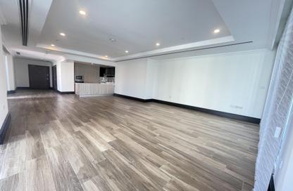 Apartment - Studio - 1 Bathroom for rent in Viva West - Viva Bahriyah - The Pearl Island - Doha