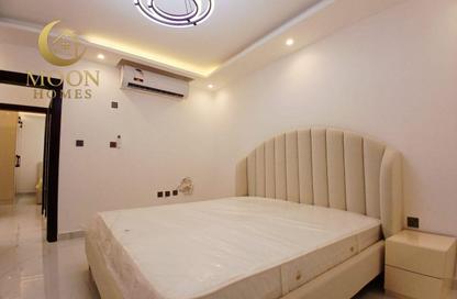 Apartment - 2 Bedrooms - 2 Bathrooms for rent in Umm Ghuwalina - Umm Ghuwailina - Doha