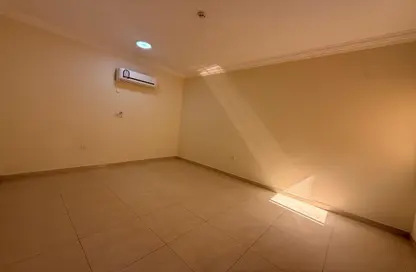 شقة - 2 غرف نوم - 2 حمامات للايجار في أم غويلينا 4 - أم غويلينا - الدوحة