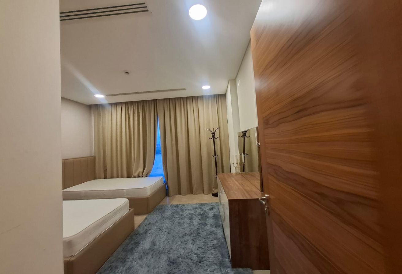 Spacious 2 BHK|Including Bills|Fully Furnished thumbnail 15