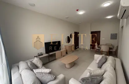 Apartment - 3 Bedrooms - 3 Bathrooms for rent in Anas Street - Fereej Bin Mahmoud North - Fereej Bin Mahmoud - Doha