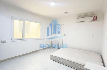 Apartment - Studio - 1 Bathroom for rent in Bu Hamour Street - Abu Hamour - Doha