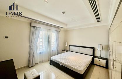 Apartment - 1 - 2 for rent in West Porto Drive - Porto Arabia - The Pearl Island - Doha Apartment - 1 - 2 for rent in West Porto Drive - Porto Arabia - The Pearl Island - Doha