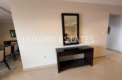 Apartment - 1 Bedroom - 2 Bathrooms for rent in West Porto Drive - Porto Arabia - The Pearl Island - Doha Apartment - 1 Bedroom - 2 Bathrooms for rent in West Porto Drive - Porto Arabia - The Pearl Island - Doha