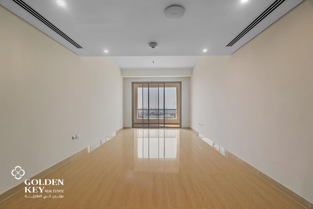 Bills Included | 1BHK SF | Balcony | Beach Access
