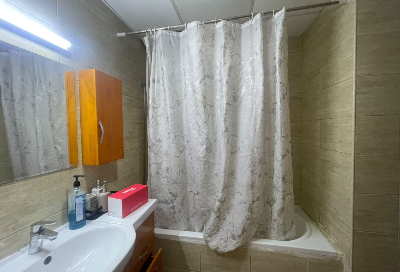 SPACIOUS STUDIO WITH BALCONY | FOXHILL| 4000 EXCL thumbnail 9