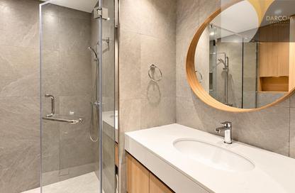 Apartment - 2 - 4 for rent in Lusail Marina Heights - Marina District - Lusail